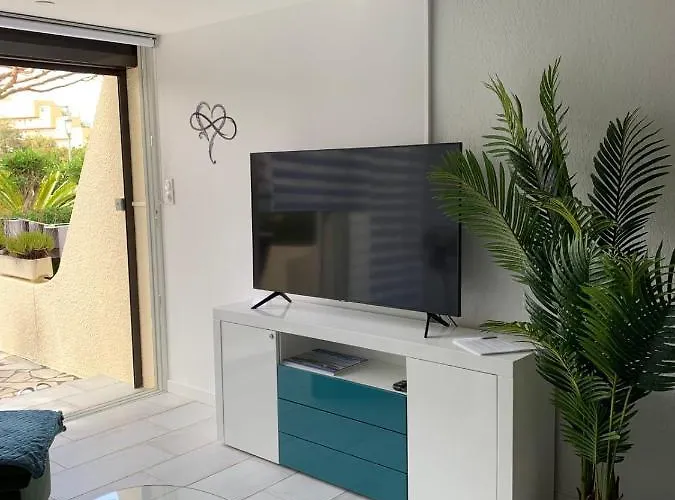 Naturiste Cap D'agde Heliovillage 95 فيلة